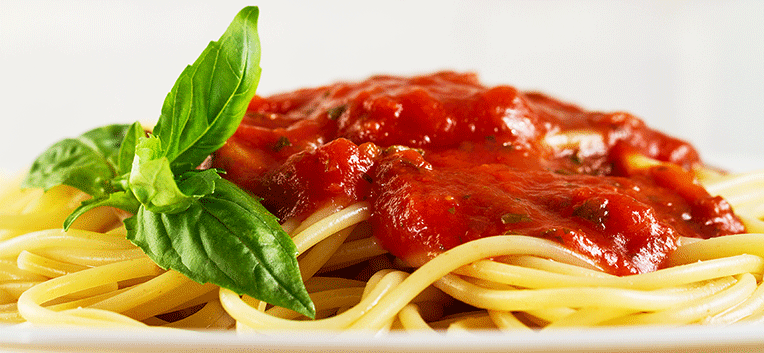 Espaguetis con Salsa Napolitana